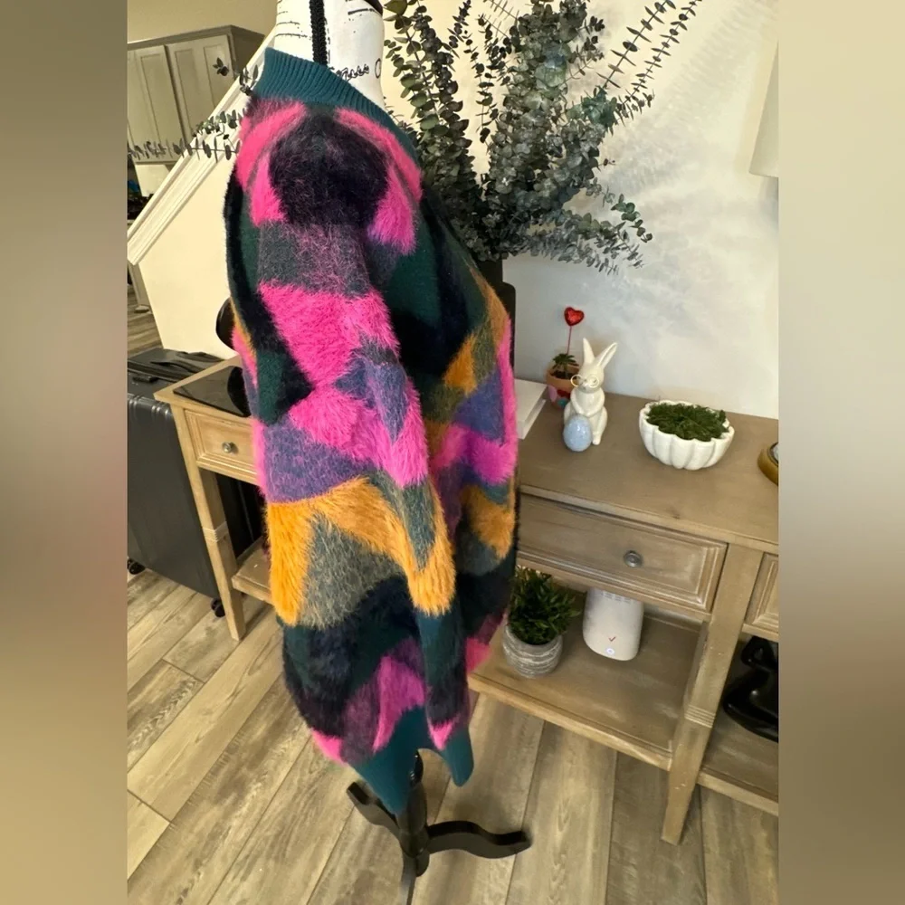 BEL KAZAN embrace vibrant